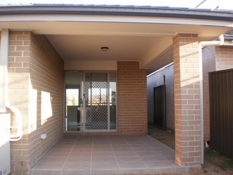 117 Glenmore Ridge Drive, Glenmore Park NSW 2745