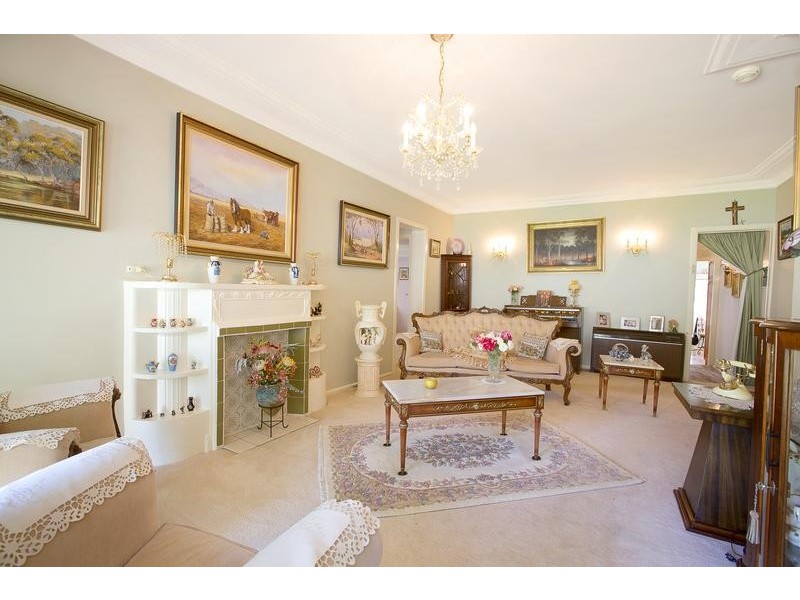 8 Kedron Street, Glenbrook NSW 2773