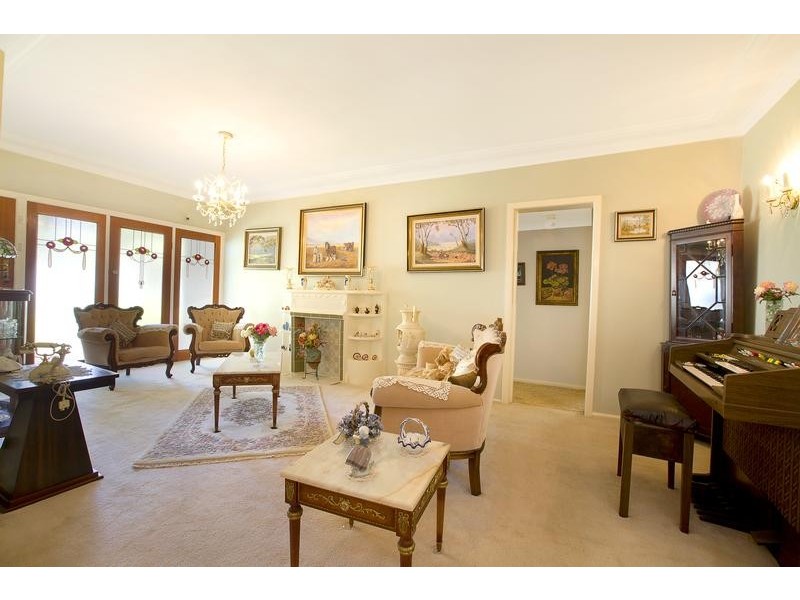 8 Kedron Street, Glenbrook NSW 2773