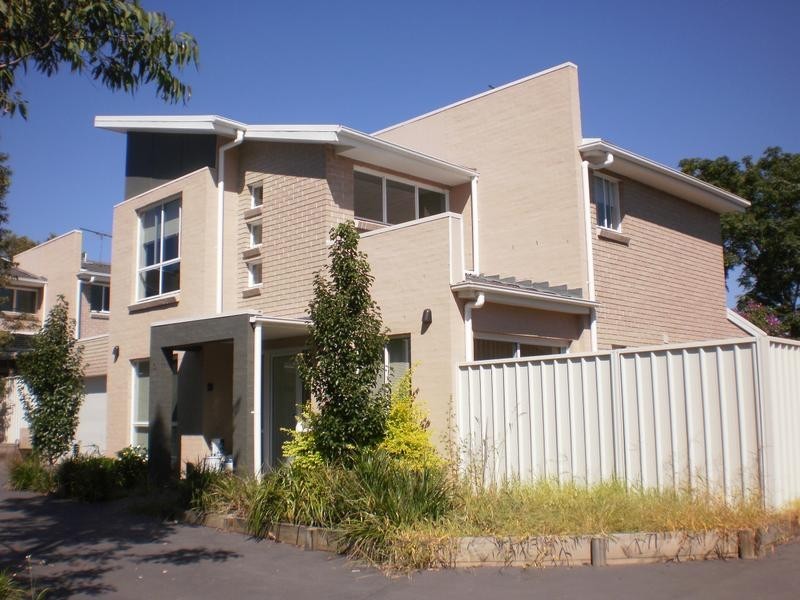 3/79 The Lakes Drive, Glenmore Park NSW 2745