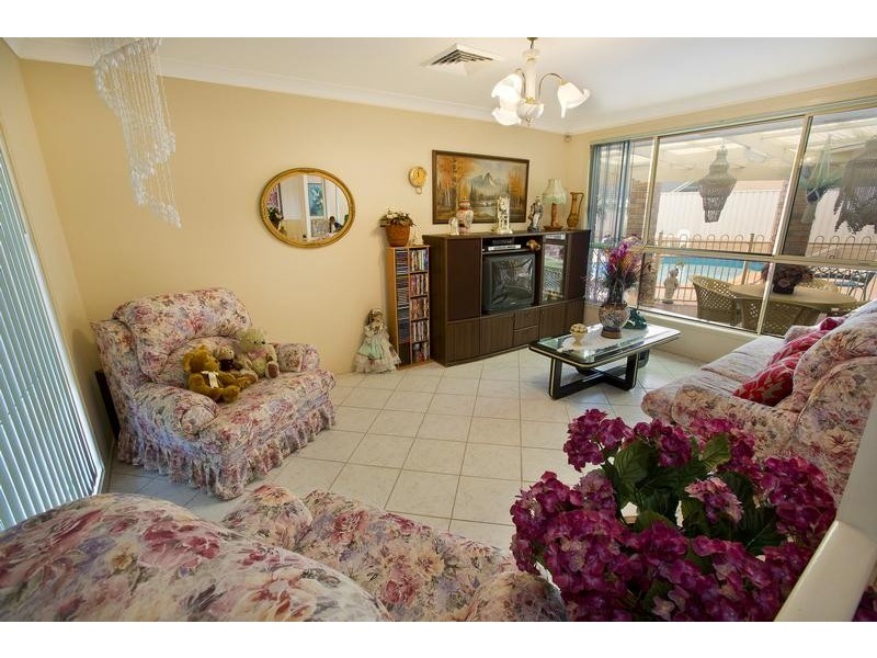 7 Wisteria Close, Glenmore Park NSW 2745