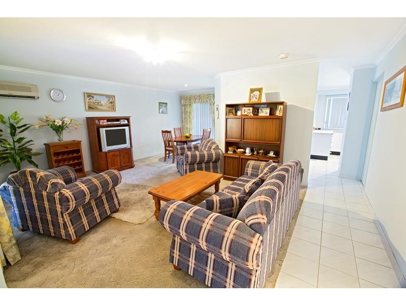 22 Dillwynia Drive, Glenmore Park NSW 2745