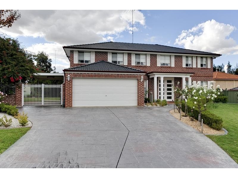 6 Merion Court, Glenmore Park NSW 2745