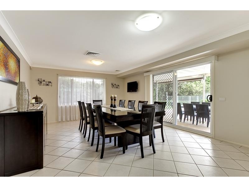 6 Merion Court, Glenmore Park NSW 2745