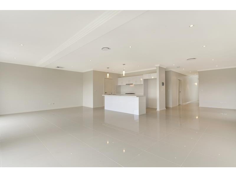 2/24 Rosecrea Court, Glenmore Park NSW 2745