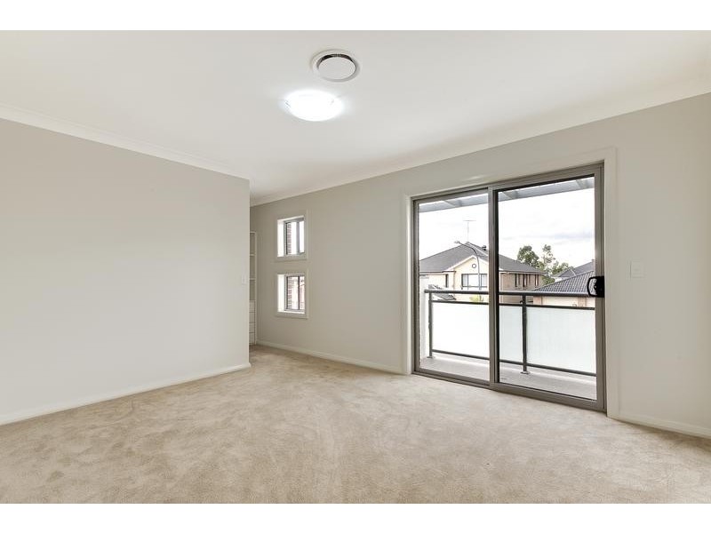 2/24 Rosecrea Court, Glenmore Park NSW 2745