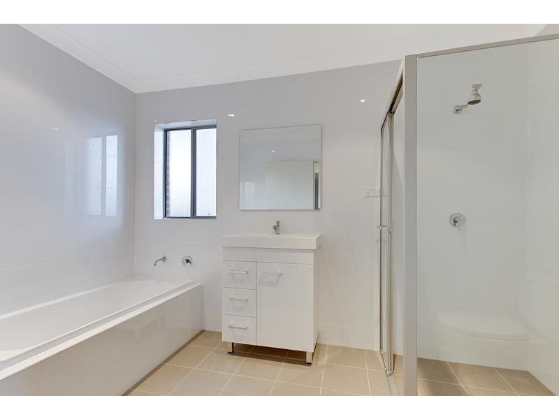 2/24 Rosecrea Court, Glenmore Park NSW 2745