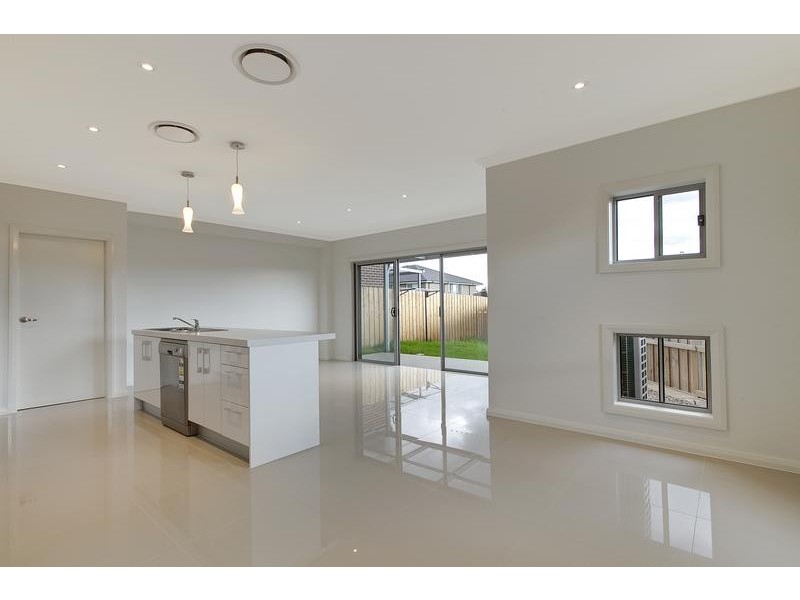 1/24 Rosecrea Court, Glenmore Park NSW 2745