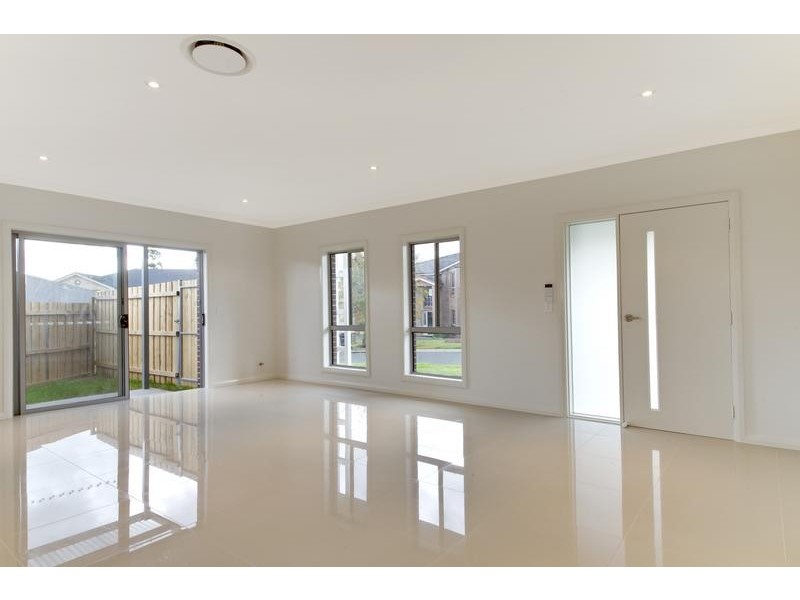 1/24 Rosecrea Court, Glenmore Park NSW 2745