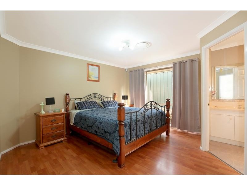 179 Ridgetop Drive, Glenmore Park NSW 2745