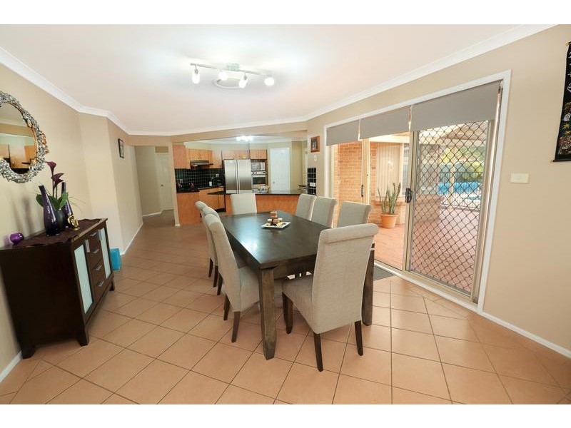 179 Ridgetop Drive, Glenmore Park NSW 2745