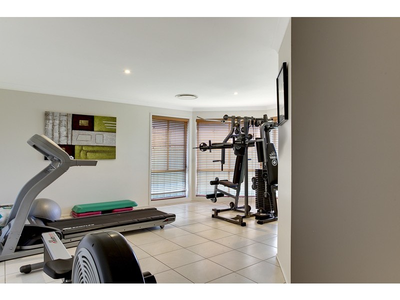 13 Branksome Way, Glenmore Park NSW 2745