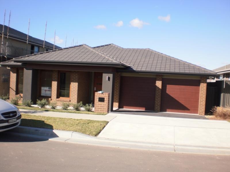 44 Binyang Avenue, Glenmore Park NSW 2745