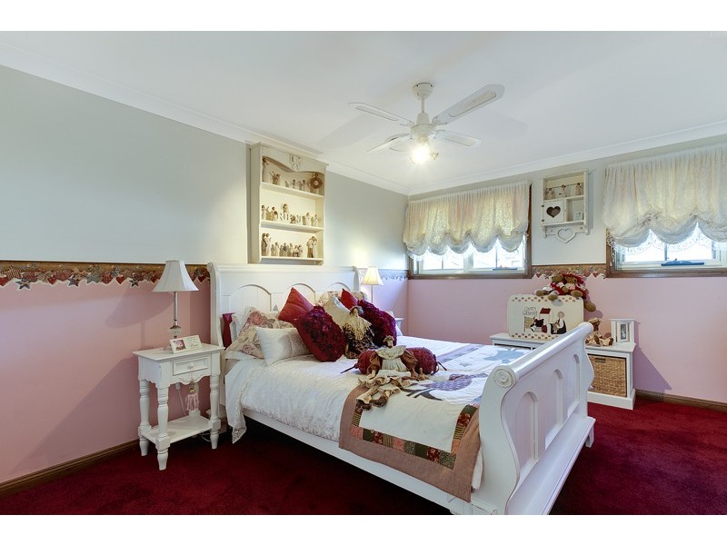 114 Glengarry Drive, Glenmore Park NSW 2745