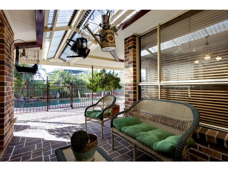 114 Glengarry Drive, Glenmore Park NSW 2745