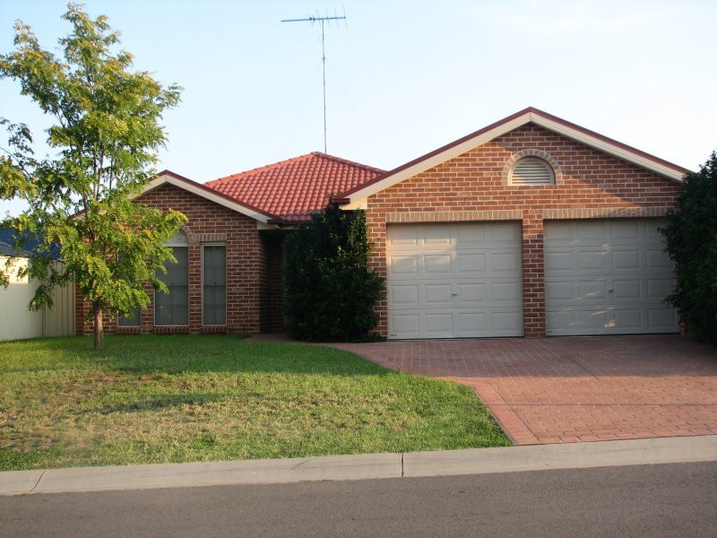 49 Kobina Avenue, Glenmore Park NSW 2745