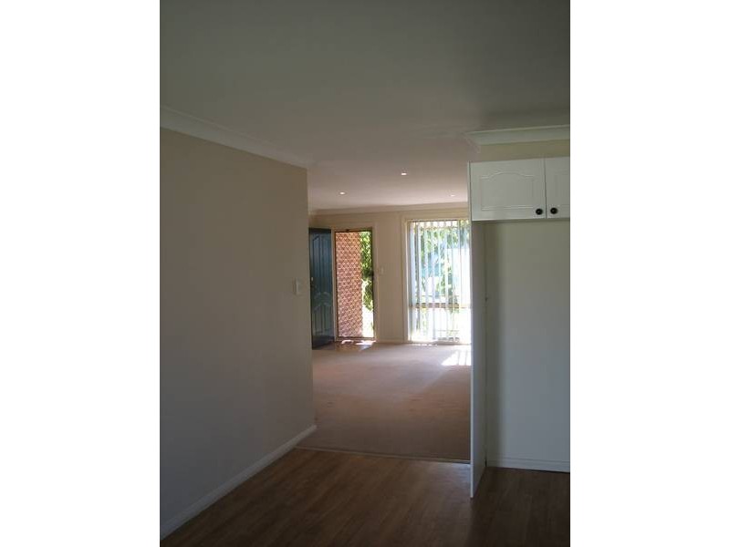 3 Dunna Place, Glenmore Park NSW 2745