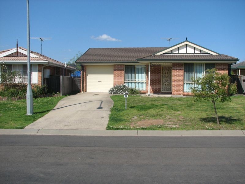 16 Durali Road, Glenmore Park NSW 2745