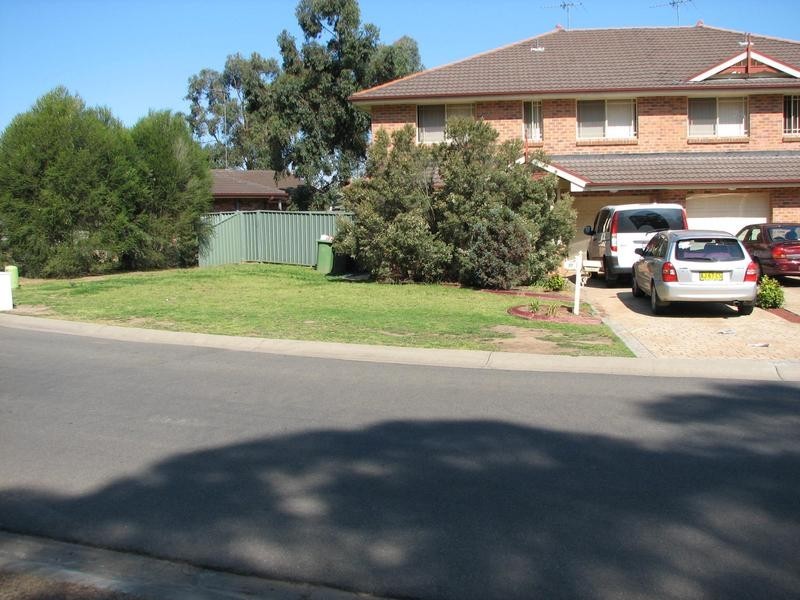 22 Womra Crescent, Glenmore Park NSW 2745