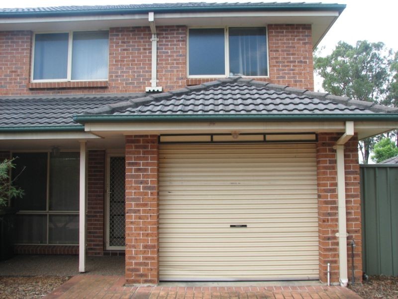 1/6 Tench Place, Glenmore Park NSW 2745