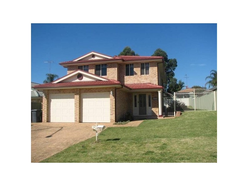 70 The Lakes Drive, Glenmore Park NSW 2745