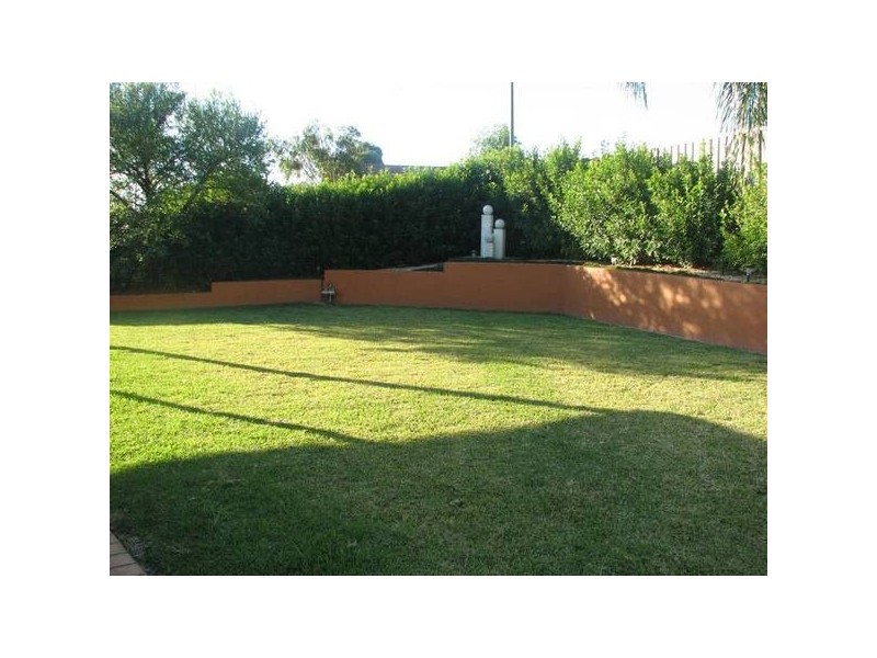 8171 Blue Hills Drive, Glenmore Park NSW 2745