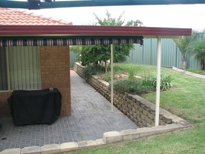 23 Nindi Cres, Glenmore Park NSW 2745