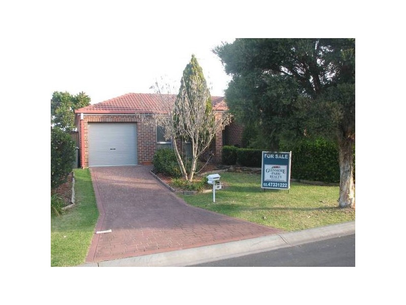 10 Muirfield Cres, Glenmore Park NSW 2745