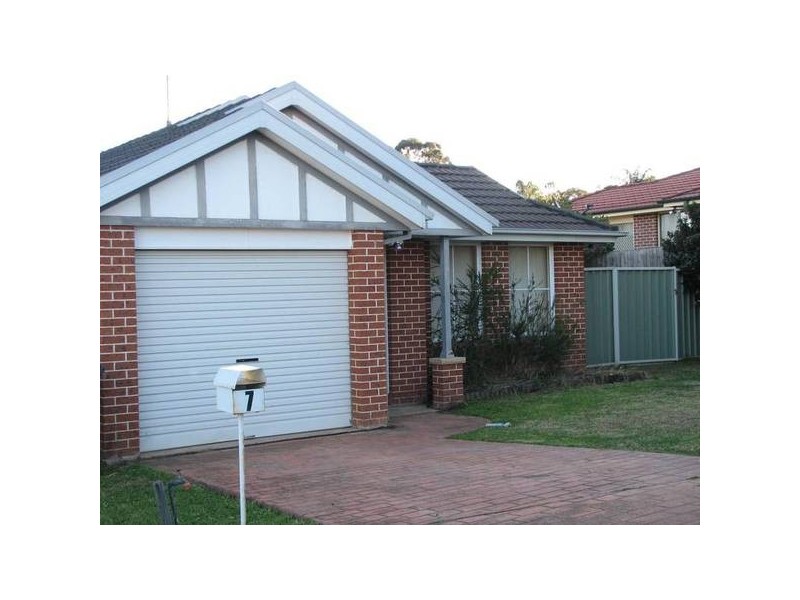 7 Cotula Place, Glenmore Park NSW 2745