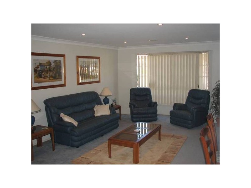 13 Shearwater Drive, Glenmore Park NSW 2745