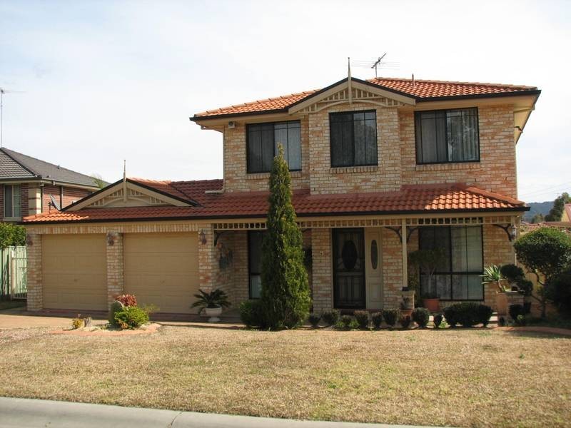 17 Ridgetop Drive, Glenmore Park NSW 2745