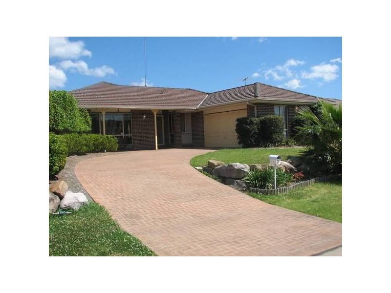 17 Wollabi Crescent, Glenmore Park NSW 2745