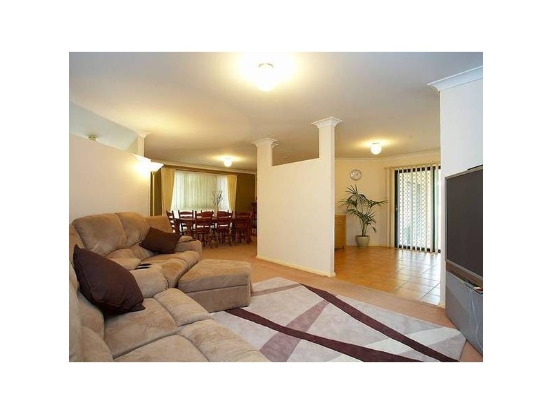 115 The Lakes Drive, Glenmore Park NSW 2745