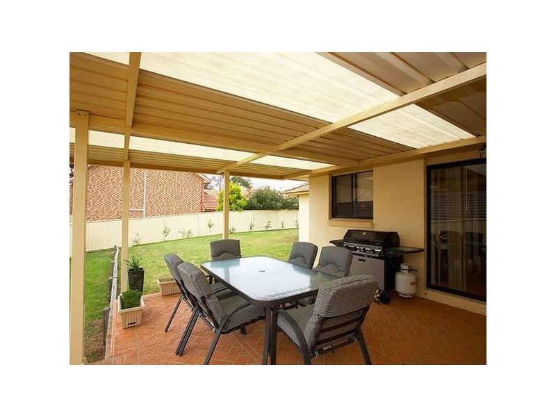 115 The Lakes Drive, Glenmore Park NSW 2745