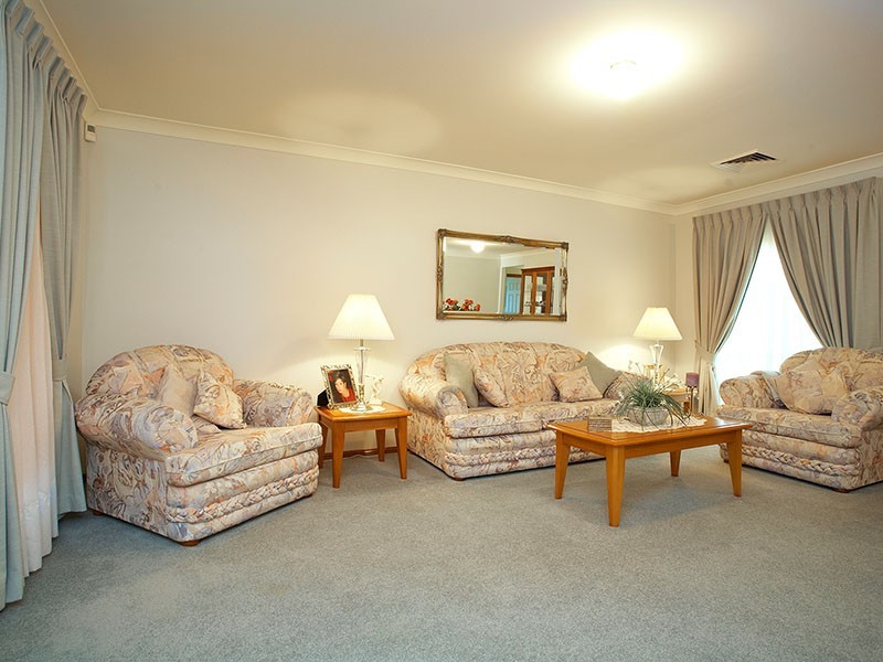 4 Bunda Place, Glenmore Park NSW 2745