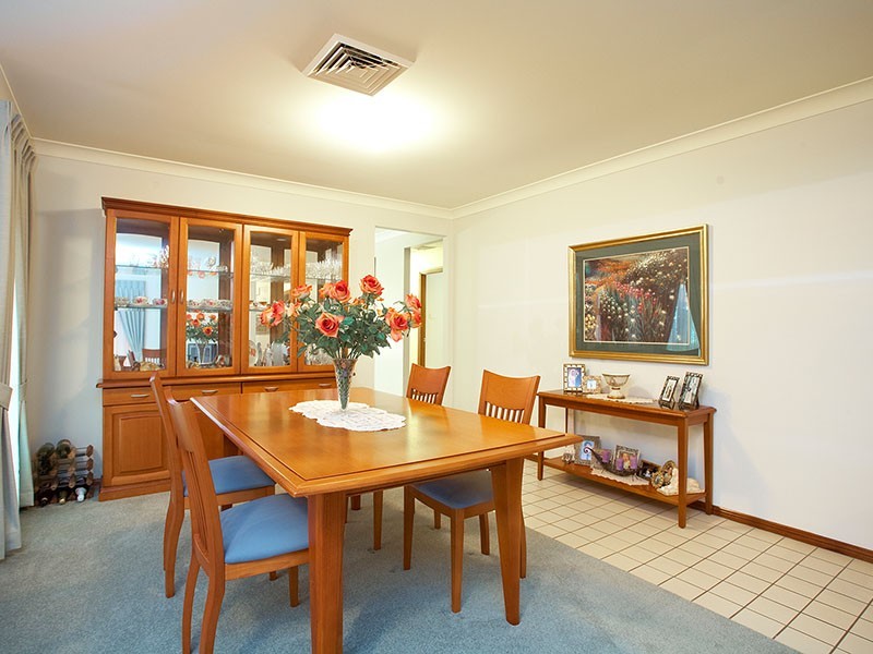 4 Bunda Place, Glenmore Park NSW 2745