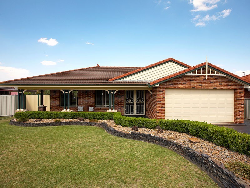 14 Bluebell Close, Glenmore Park NSW 2745