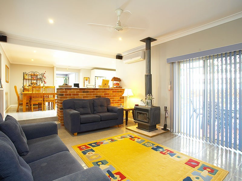 14 Bluebell Close, Glenmore Park NSW 2745