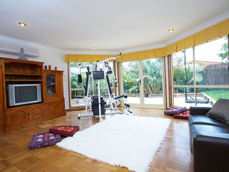 29 Dungara Crescent, Glenmore Park NSW 2745