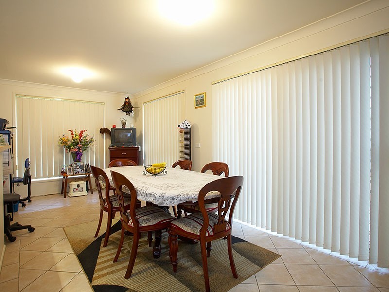 43 The Lakes Drive, Glenmore Park NSW 2745