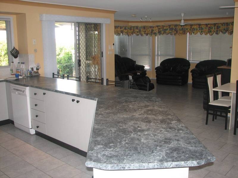 2 Bundeluk Crescent, Glenmore Park NSW 2745