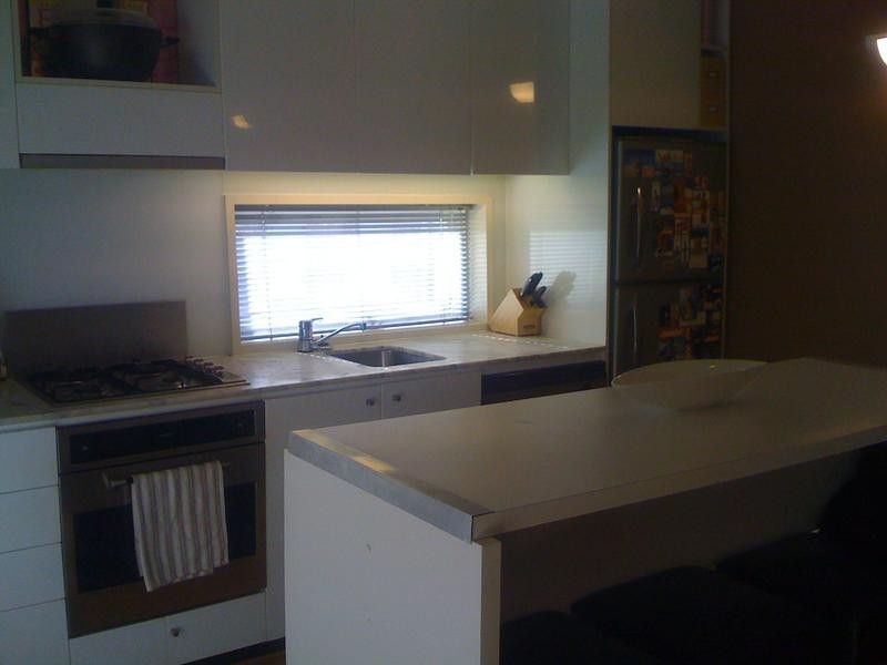 5/8 Bank Place, Melbourne VIC 3000