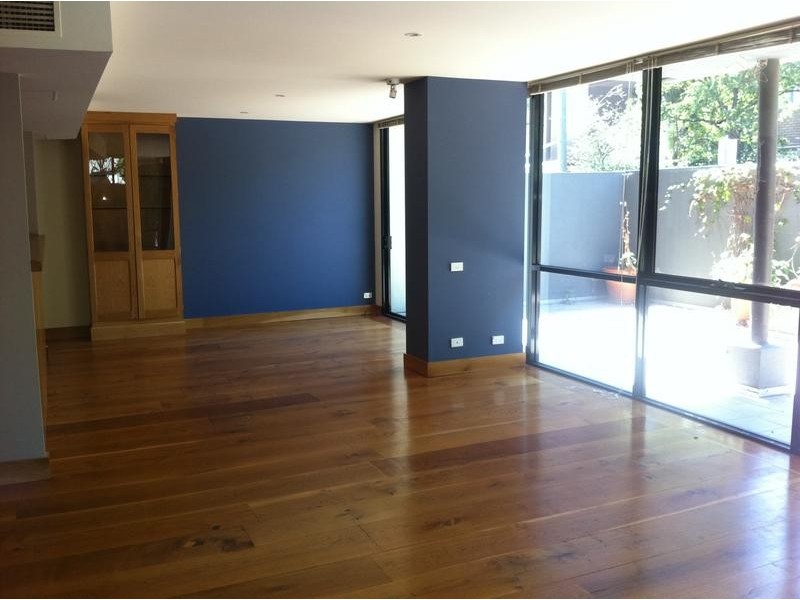 G06/19 Queens Road, Melbourne VIC 3004