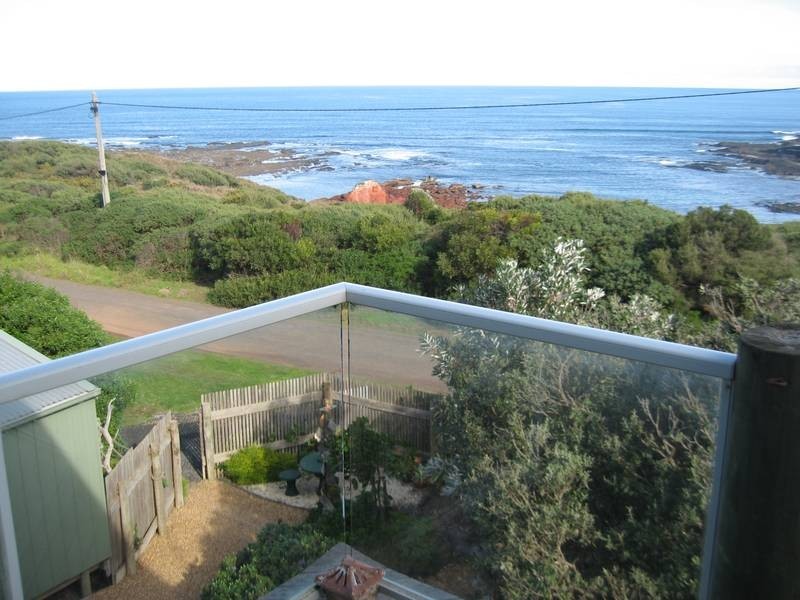 14 The Esplanade, Sunderland Bay VIC 3922