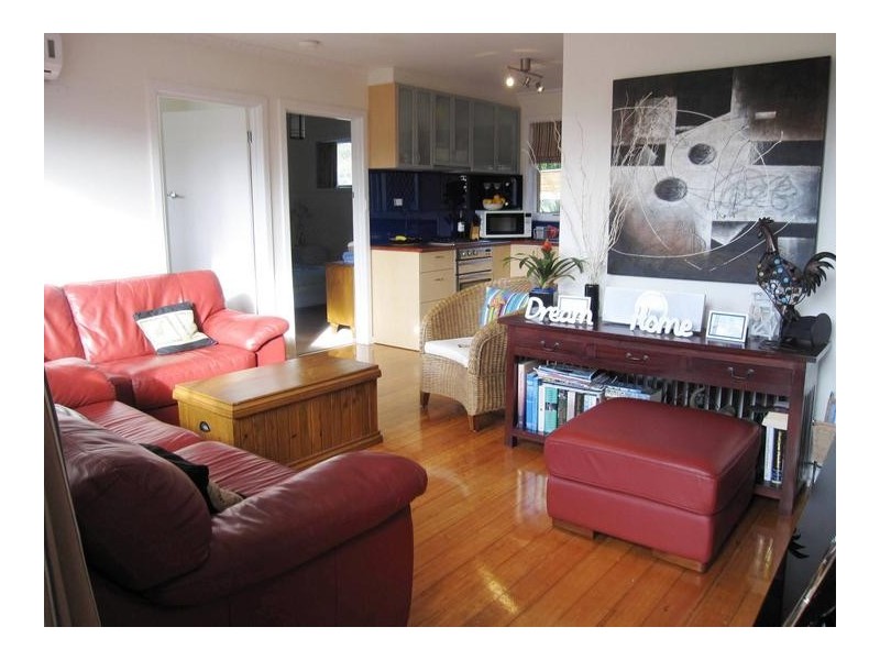 1/4 Highland Avenue, Cowes VIC 3922