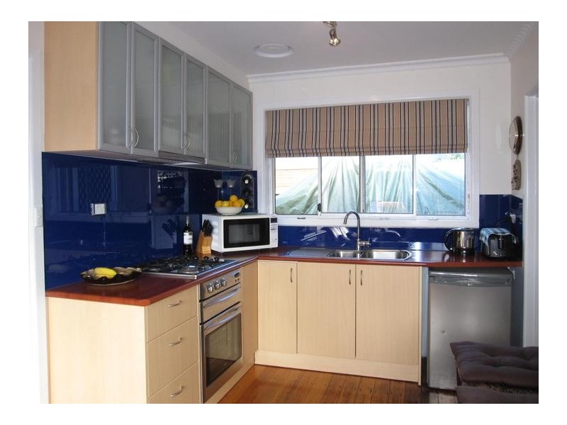 1/4 Highland Avenue, Cowes VIC 3922