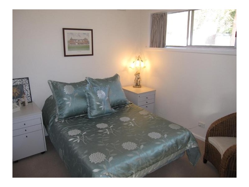 1/4 Highland Avenue, Cowes VIC 3922