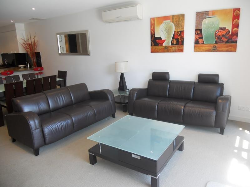 13/4 The Esplanade, Cowes VIC 3922