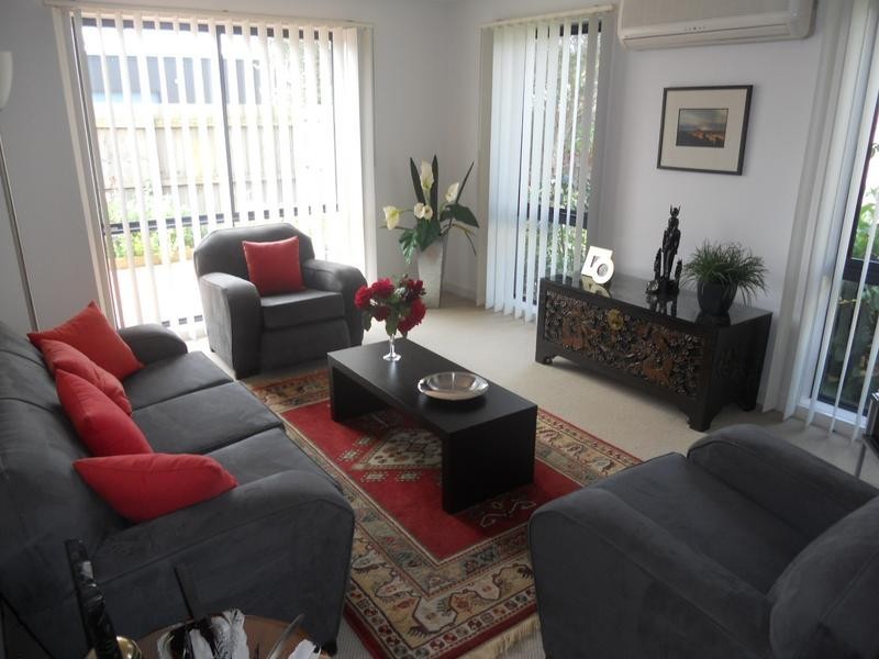 1/2 Grandview Grove, Cowes VIC 3922