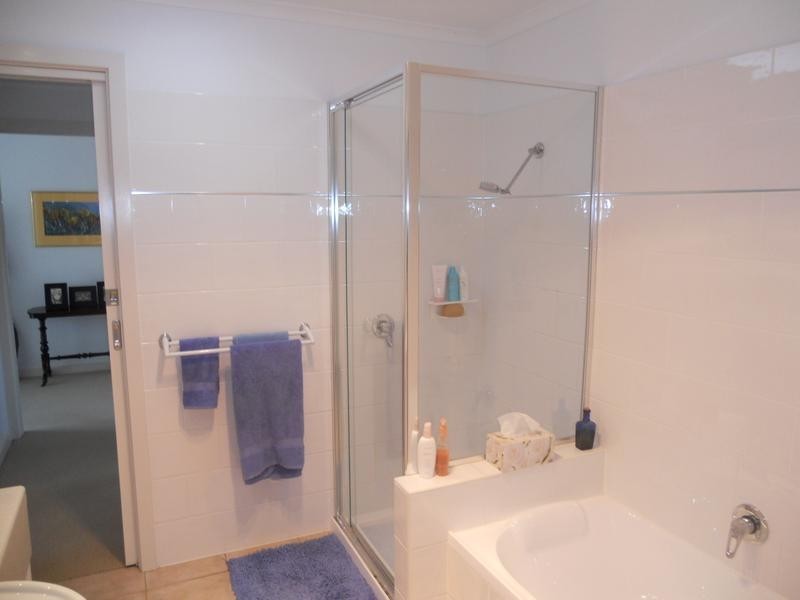 1/2 Grandview Grove, Cowes VIC 3922